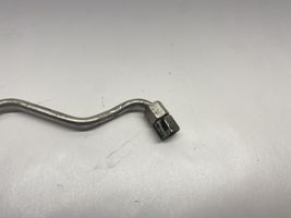 Volkswagen Golf V Tuyau d'alimentation conduite de carburant 001