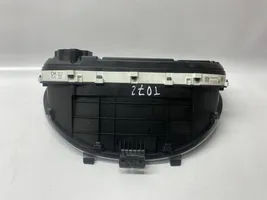 KIA Cerato Geschwindigkeitsmesser Cockpit 94011M7430