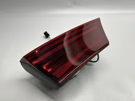 KIA Cerato Lampy tylnej klapy bagażnika 92403M70