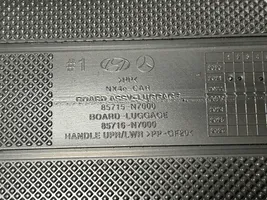 Hyundai Tucson IV NX4 Tappeto di rivestimento del fondo del bagagliaio/baule 85715N7000NNB