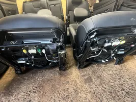 Hyundai Tucson IV NX4 Set interni 89B70N7110