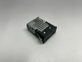 BMW 2 F45 Moduł / Sterownik USB 8711938