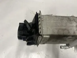 Seat Leon (5F) Chłodnica powietrza doładowującego / Intercooler 04E145785