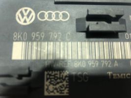 Audi A4 S4 B8 8K Oven ohjainlaite/moduuli 8K0959792A