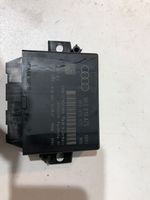 Audi A5 8T 8F Pysäköintitutkan (PCD) ohjainlaite/moduuli 8K0919475