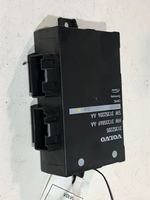 Volvo V70 Sterownik / Moduł elektrycznej klapy tylnej / bagażnika 31335869