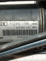 Audi A5 8T 8F Mechanizm i silniczek wycieraczek szyby przedniej / czołowej 8T2955119B