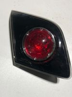 Mazda 3 I Lampy tylnej klapy bagażnika 