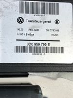 Volkswagen Touareg I Galinis varikliukas langų pakėlėjo 3D0959795E