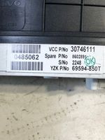 Volvo XC90 Licznik / Prędkościomierz 30746111