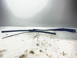 Volvo V70 Windshield/front glass wiper blade 31276002