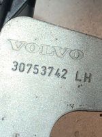 Volvo V70 Klamka/wspornik zewnętrzny drzwi tylnych 30753742