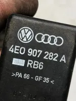 Audi Q7 4L Žvakių pakaitinimo rėlė 4E0907282A