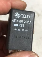Audi Q7 4L Relé de la bujía de precalentamiento 4E0907282A