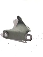 Audi Q7 4L Supporto di montaggio del parafango 4L0821136