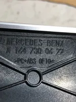 Mercedes-Benz ML W164 Takaoven verhoilu (käytetyt) A1647300622