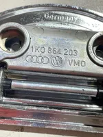 Audi Q7 4L Tvirtinimo kablys / kilpa 1K0864203