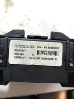 Volvo XC90 Fuse module 30679527