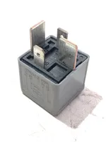 Audi A4 S4 B7 8E 8H Other relay 8D0951253