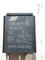 Audi A4 S4 B8 8K Other relay 7M0951253C