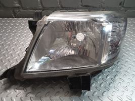 Toyota Hilux (AN10, AN20, AN30) Lampa przednia 811500K440