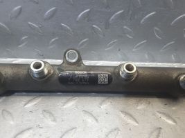 BMW 5 E60 E61 Kraftstoffverteiler Einspritzleiste Verteilerrohr 7788679