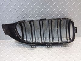 BMW 4 F36 Gran coupe Grille calandre supérieure de pare-chocs avant 