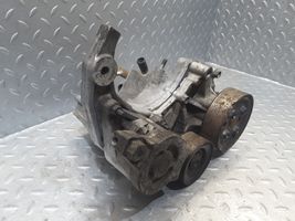 Mazda 6 Support de générateur / alternateur R2AA15176