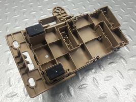 Subaru B9 Tribeca Module de fusibles 82201XA00B