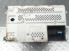 Volkswagen Jetta VI Radio / CD/DVD atskaņotājs / navigācija 1K0035164A