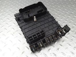 Volkswagen PASSAT CC Module de fusibles 3C0937125