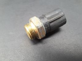 Skoda Rapid (NH) Kühlmitteltemperatur Sensor Fühler Geber 1J0959481A