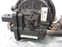 Volkswagen Jetta V Secondary air pump 1K0906201