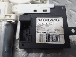 Volvo V50 Motorino alzacristalli della portiera anteriore 30739182