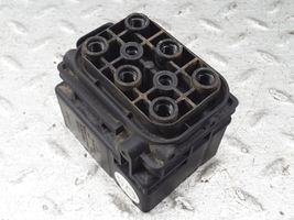 Volkswagen Phaeton Air suspension valve block 15152400052