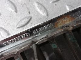 Volvo V70 Grille calandre supérieure de pare-chocs avant 9190385