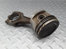 BMW 3 E30 Piston with connecting rod 8432R0