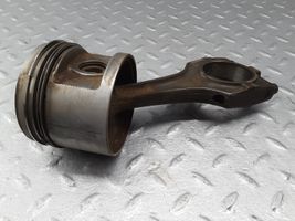 BMW 3 E30 Piston with connecting rod 8432R0