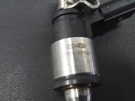 Hyundai i20 (BC3 BI3) Injecteur de carburant 3531007100