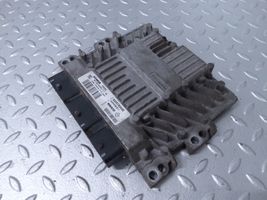 Renault Clio III Engine control unit/module 8200766462