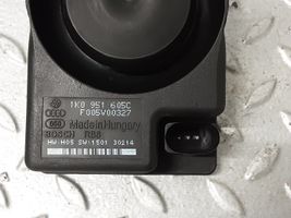 Audi A8 S8 D4 4H Alarm system siren 1K0951605C