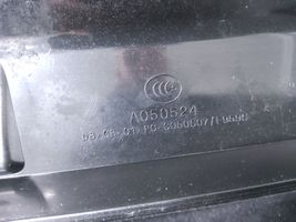 BMW X5 G05 Hansikaslokerosarja 6991104