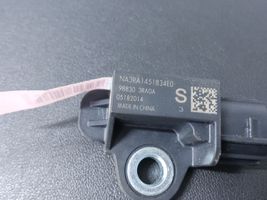 Nissan Pulsar Turvatyynyn törmäysanturi 988303RA0A