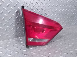 Volkswagen PASSAT B7 USA Lampy tylnej klapy bagażnika 561945093C