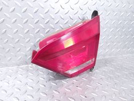 Volkswagen PASSAT B7 USA Lampy tylnej klapy bagażnika 561945094C