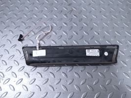 Audi Q7 4M Moldura protectora del borde trasero 4M0947418