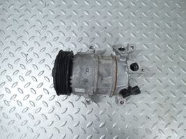 Toyota Yaris XP210 Ilmastointilaitteen kompressorin pumppu (A/C) 88310K0030