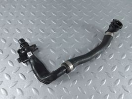 BMW X6 G06 Tuyau de liquide de refroidissement moteur 8472309