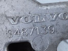 Volvo V60 Łapa / Mocowanie skrzyni biegów 9487139