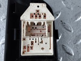 KIA Ceed Interrupteur commade lève-vitre 823511H110